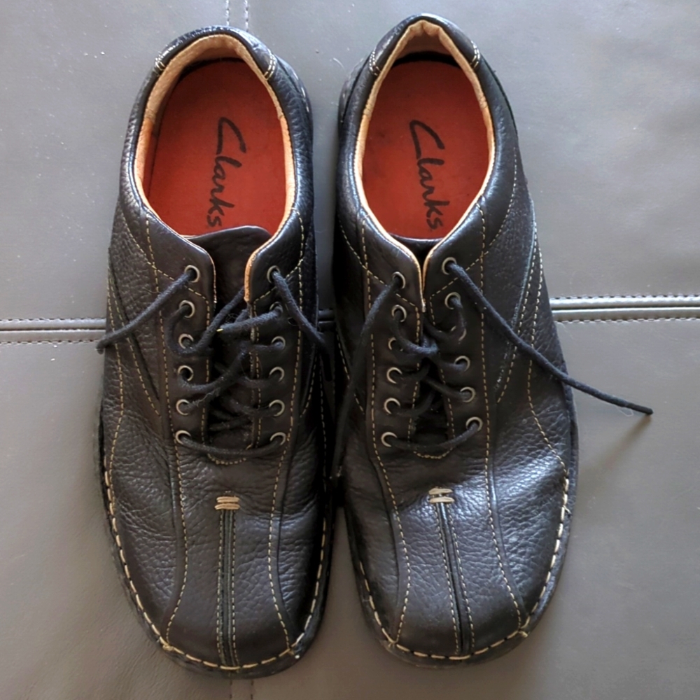 Clarks shoes, size 11M, black